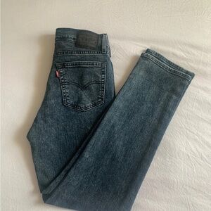 Levi’s 724 high rise straight jeans